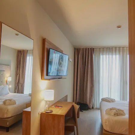 Tower Hotel Malpensa Busto Arsizio Buitenkant foto